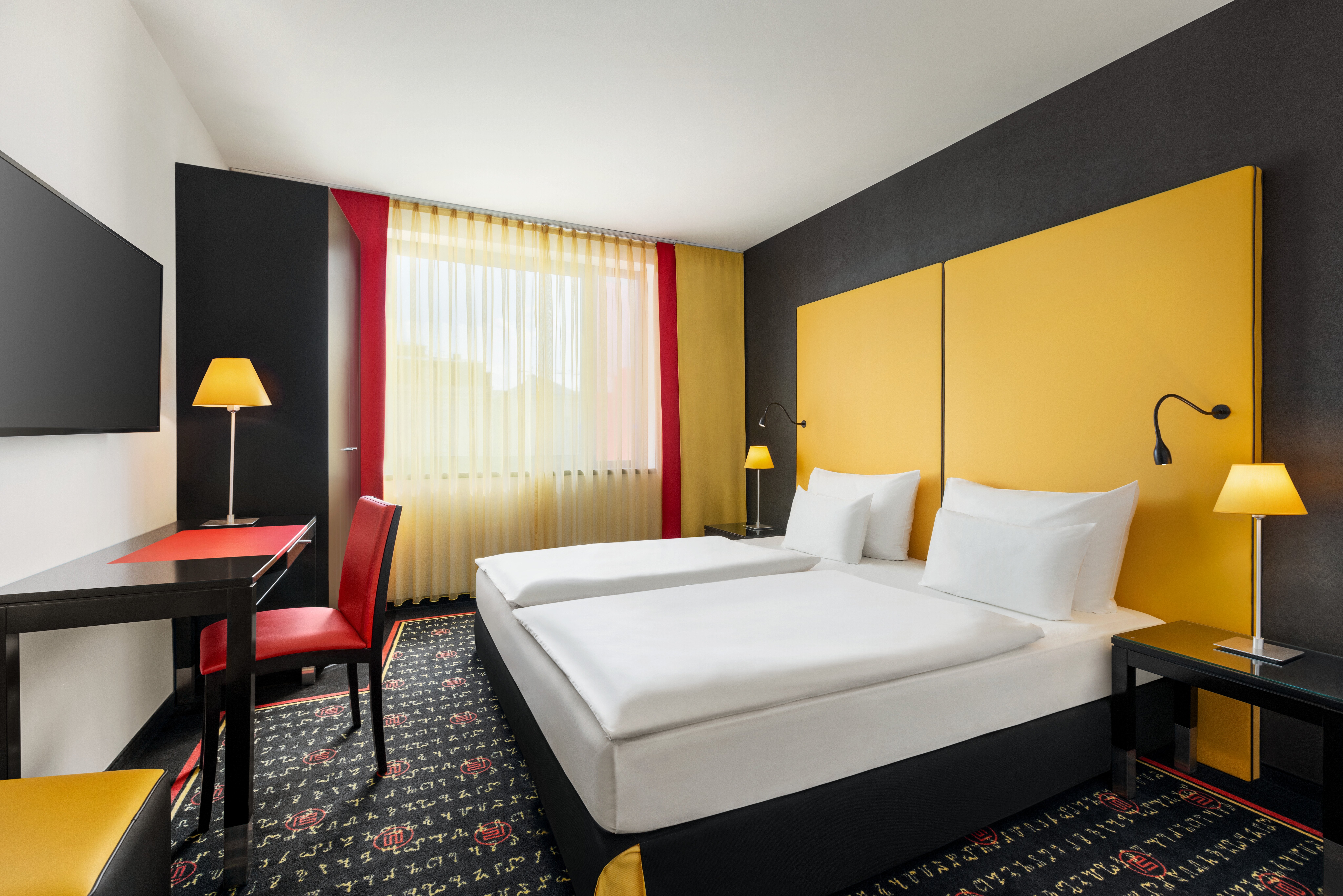 Vienna_House_Easy_by_Wyndham_Pilsen_Superior_Double_Room